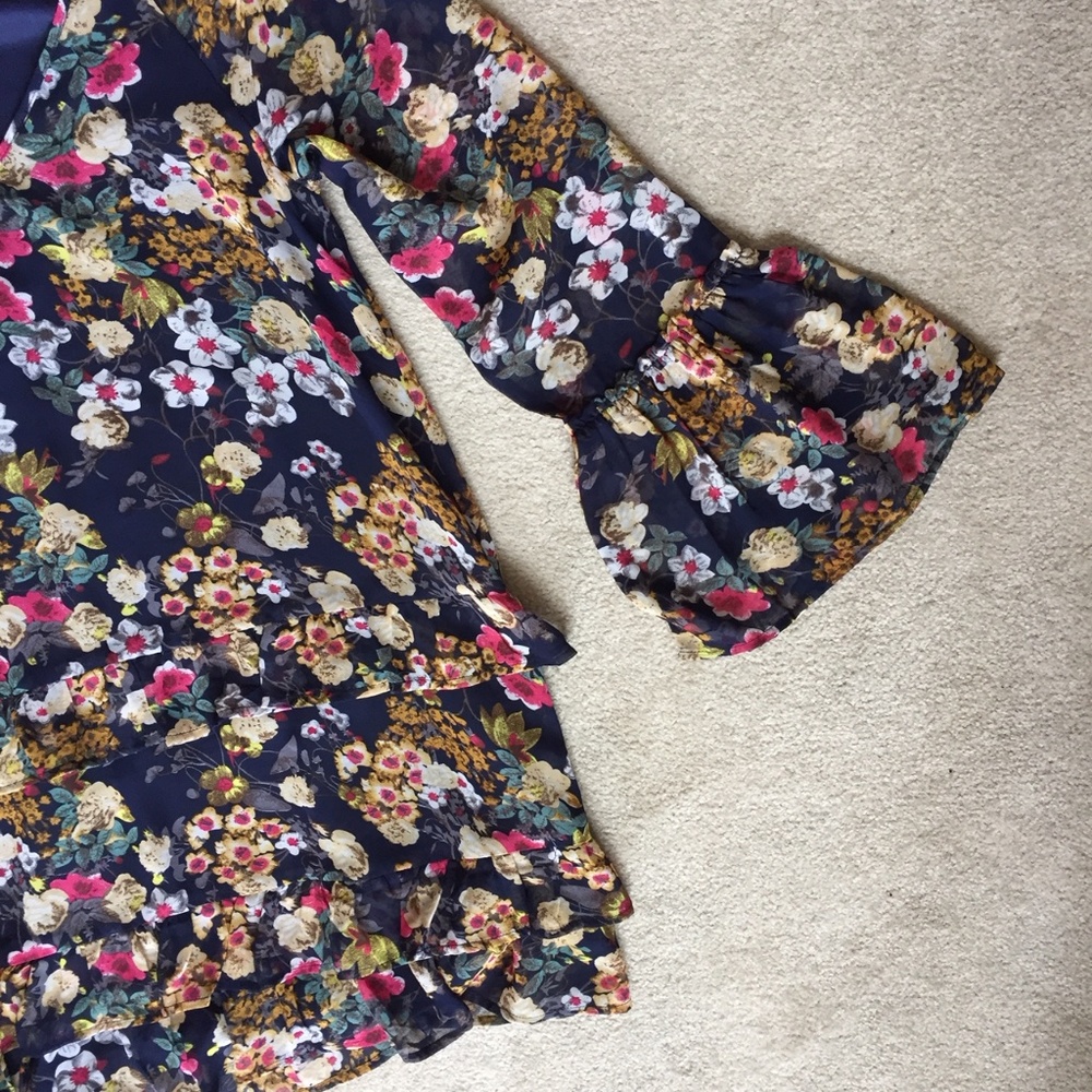 LOVE RICHE Floral Layered Bell Sleeve Ruffle Dress - Picture 3 of 8